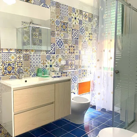 فندق مبيت وإفطار Mille Tramonti Sunset 4*