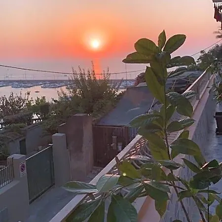 فندق مبيت وإفطار Mille Tramonti Sunset