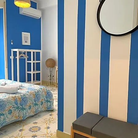 فندق مبيت وإفطار Mille Tramonti Sunset 4*